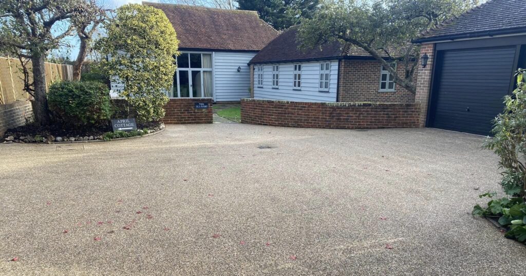 Gardener in Hampshire